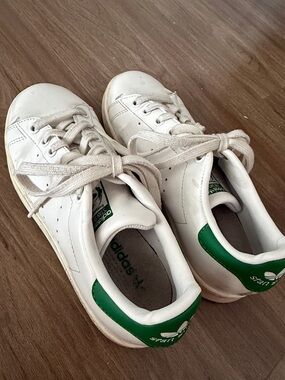 adidas Stan Smith White Leather Sneakers with Green Heel Accent